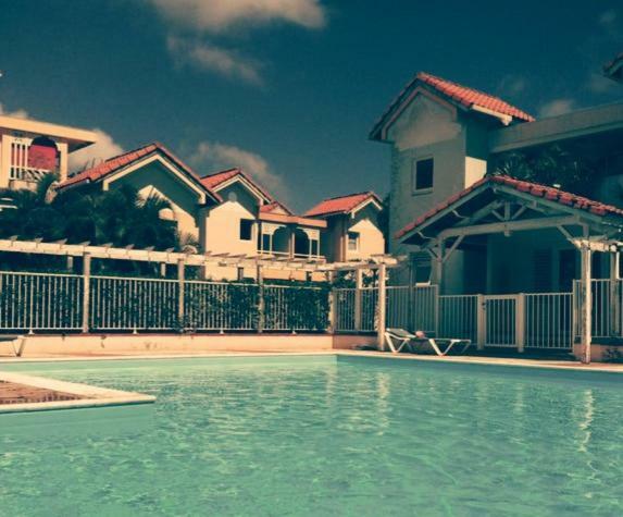 Ferienwohnung Superbe Studio Avec Jacuzzi Prive Sainte-Anne Exterior foto